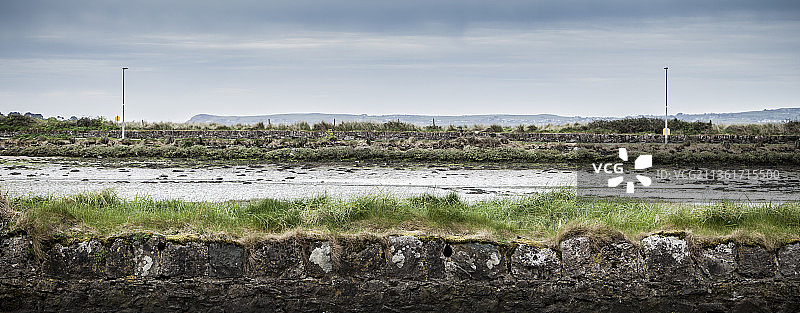 Dungarvan，天空下的风景图片素材