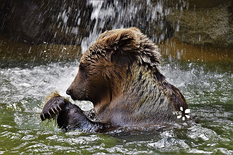 舒适小浴池，科特雷茨，法国图片素材