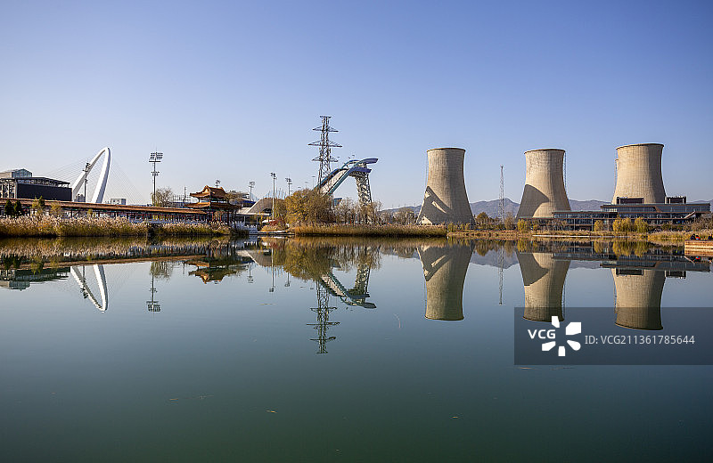 首钢，，滑雪大跳台，倒影，群明湖图片素材