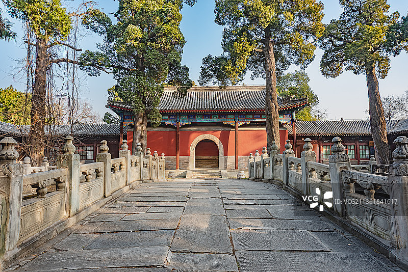 北京香山碧云寺石桥弥勒殿图片素材