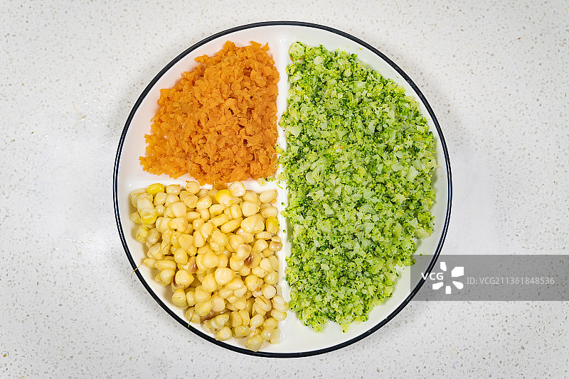 减肥餐 健康 美食 胡萝卜 玉米 西兰花图片素材