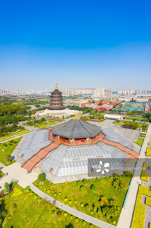 河南隋唐洛阳城国家遗址公园明堂天堂景区城市天际线户外航拍视角图片素材