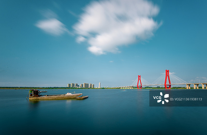 夏日山东临沂临工大桥风光图片素材