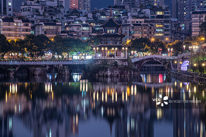 贵阳甲秀楼夜色图片素材