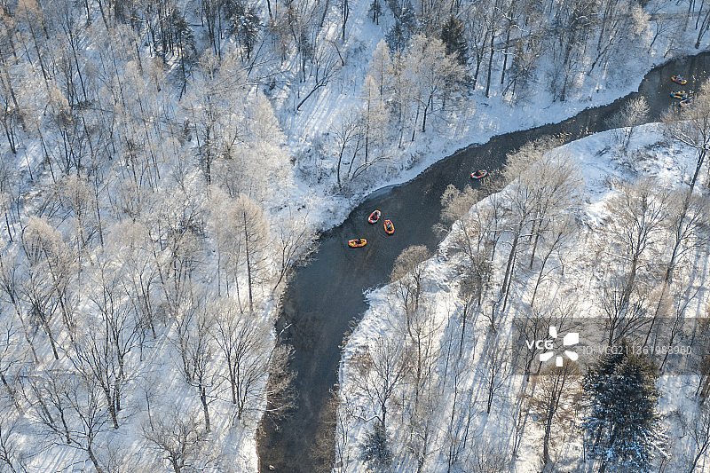 航拍视角下的长白山魔界漂流图片素材