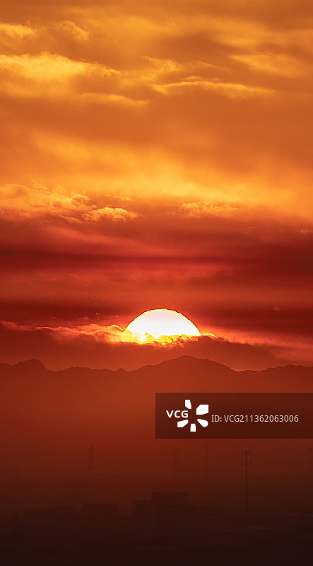 日出时的壮观天空景色图片素材