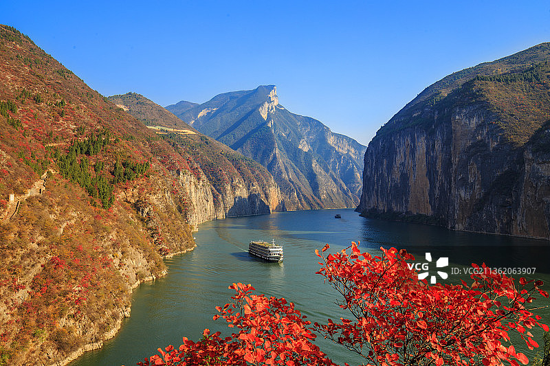 夔门红叶图片素材