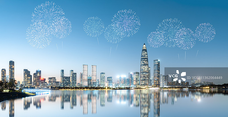 深圳后海人才公园和盛放的烟花图片素材
