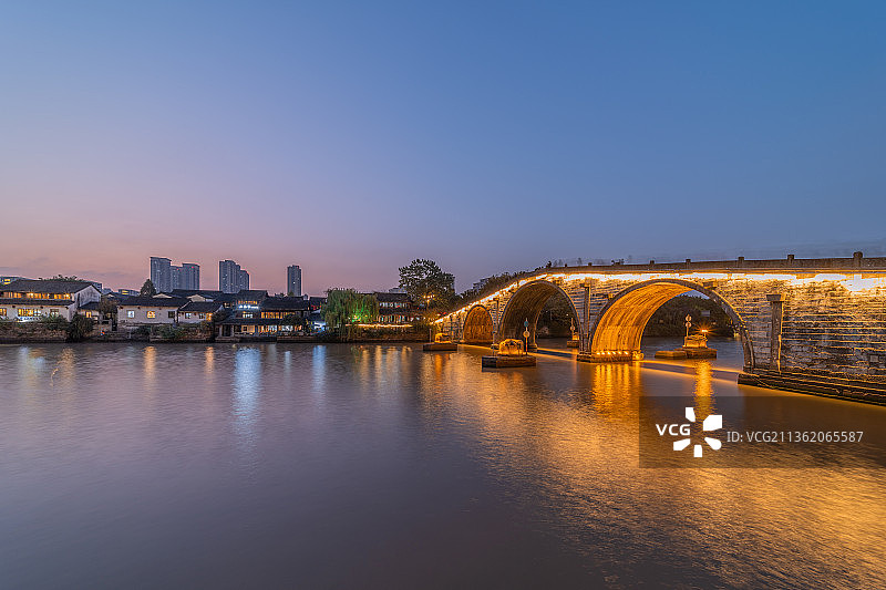 杭州京杭大运河拱宸桥夜景图片素材