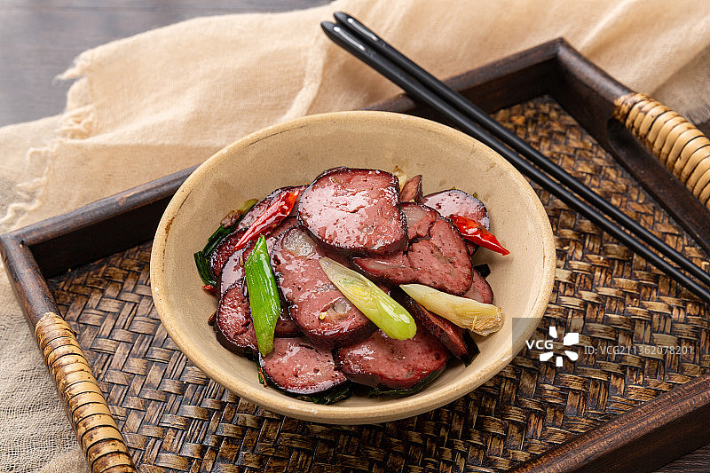 炒猪血丸子图片素材