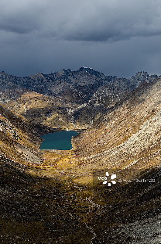 拉姆拉措湖图片素材