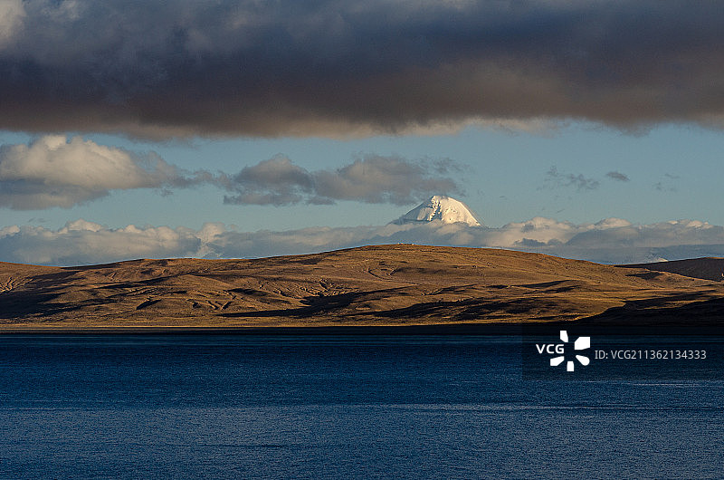 冈仁波齐神山图片素材