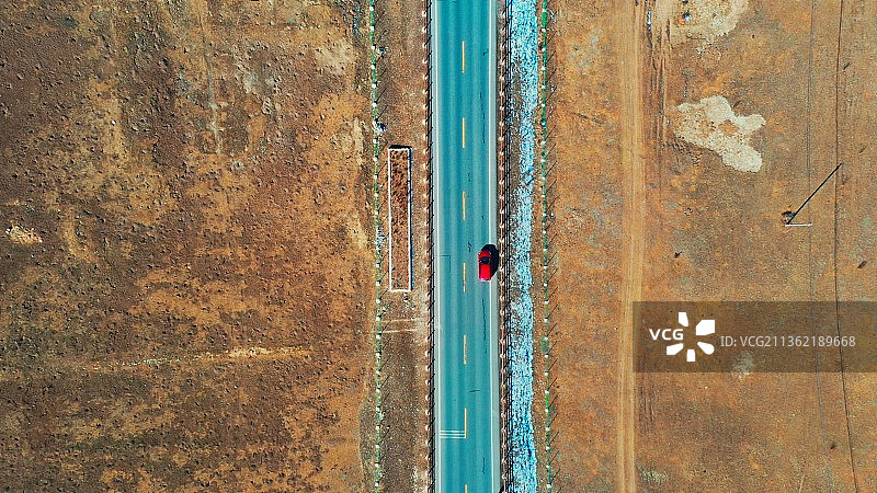 通往雀儿山的公路图片素材