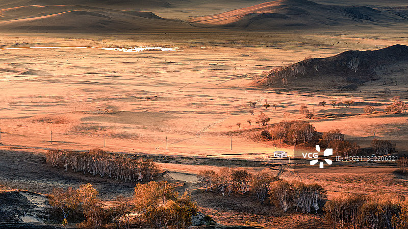 乌兰布统坝上日出图片素材