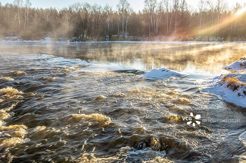 中国黑龙江黑河市逊克县大平台冬季雾凇自然景观图片素材