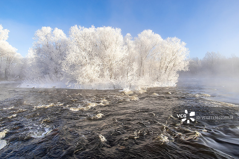 中国黑龙江黑河逊克县大平台库尔滨冬季雾淞景观图片素材