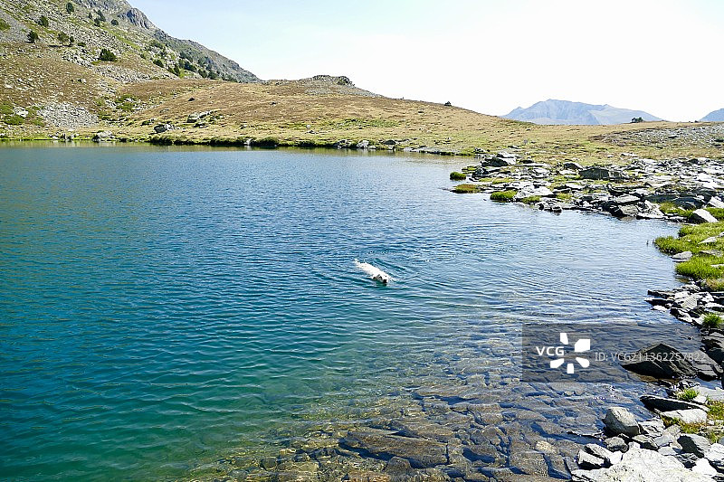 安道尔安戈内拉湖风光图片素材