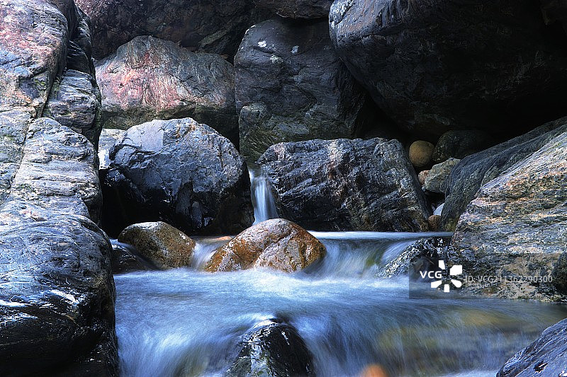 牯牛降图片素材