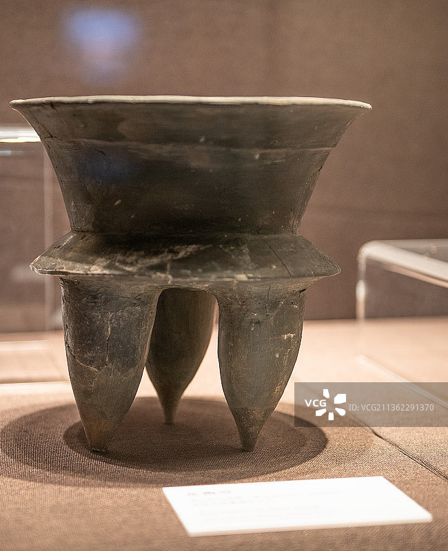 龙山文化的陶器图片素材