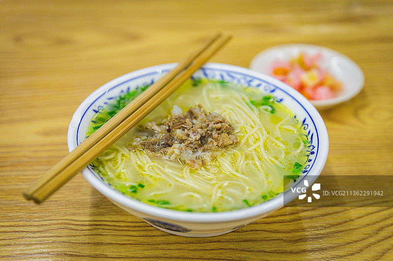 邛崃美食奶汤面图片素材