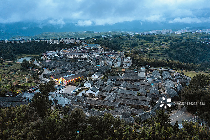 金华市磐安县乌石村航拍全景傍晚图片素材