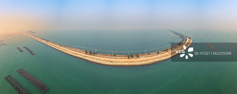 广西钦州三墩海上公路图片素材