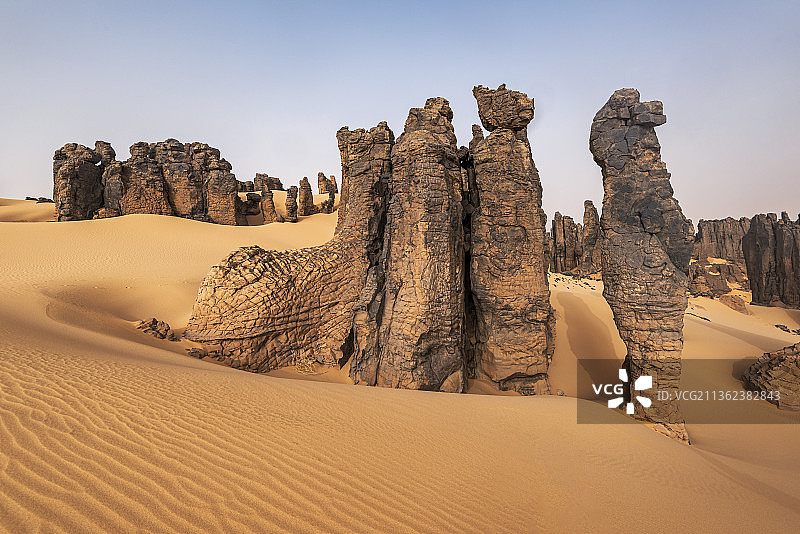 塔哈加特荒漠风光，阿尔及利亚塔曼拉塞特图片素材