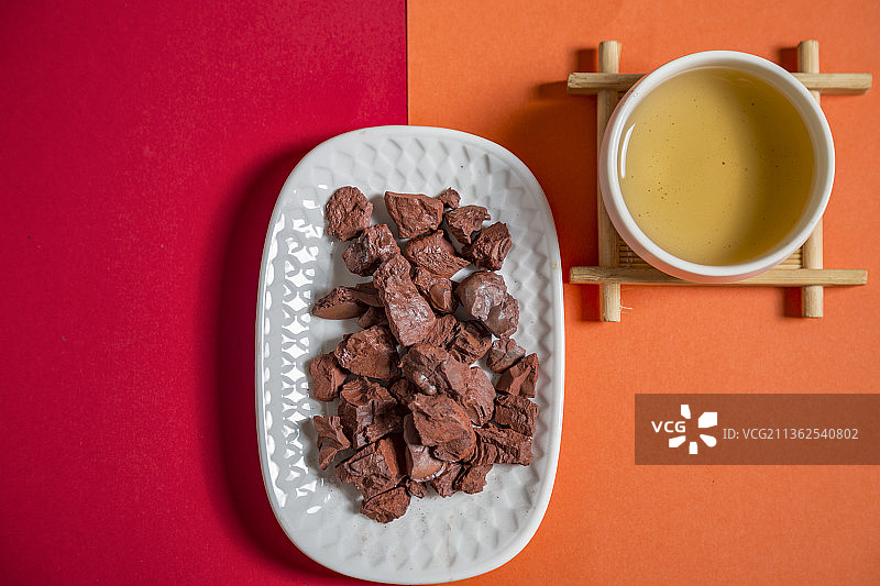 中国古风背景的中药赭石特写图片素材