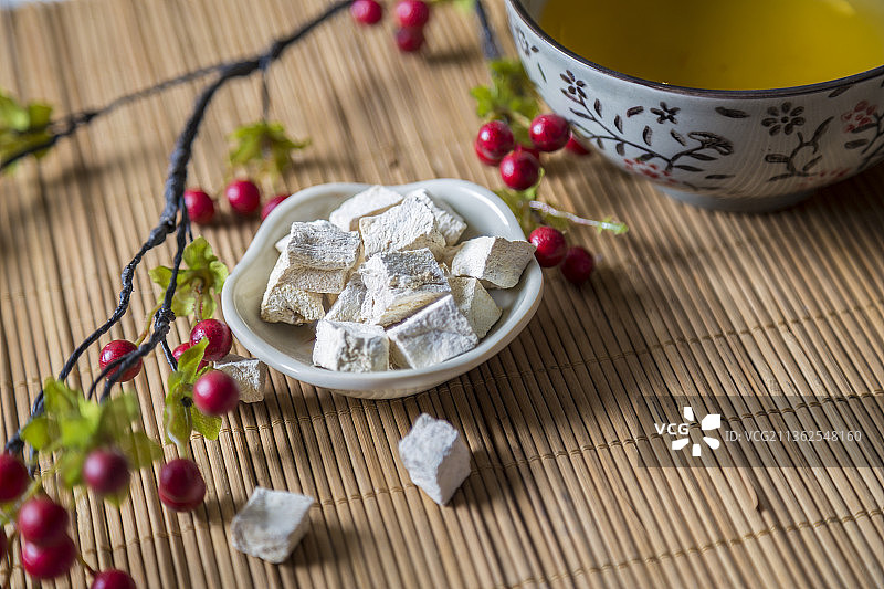 中国古风背景的中药葛根特写图片素材