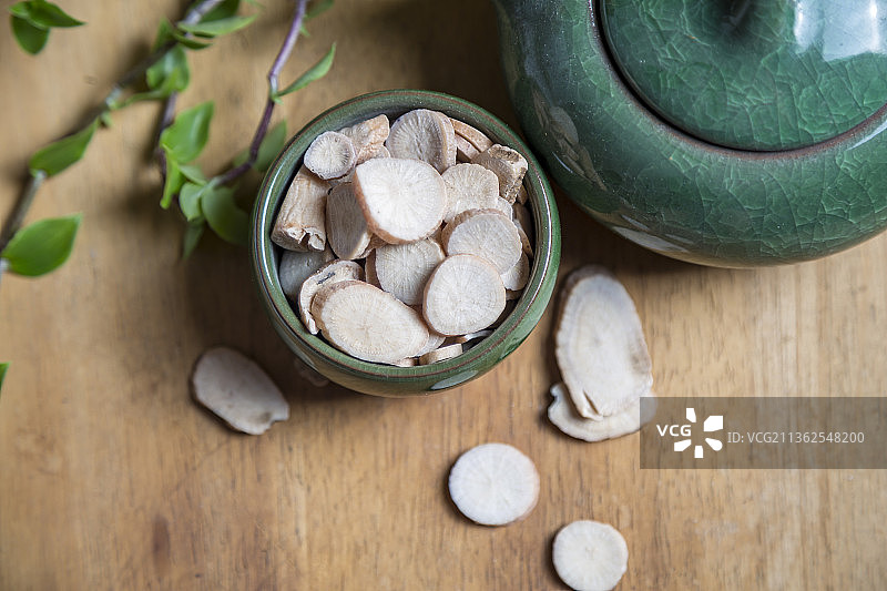 中国古风背景的中药白芍特写图片素材