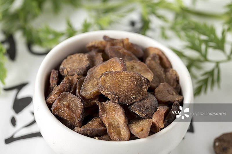 中国古风背景的中药姜半夏特写图片素材