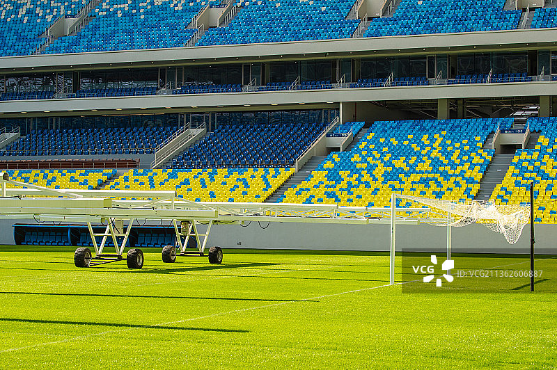 成都凤凰山体育公园专业足球场图片素材