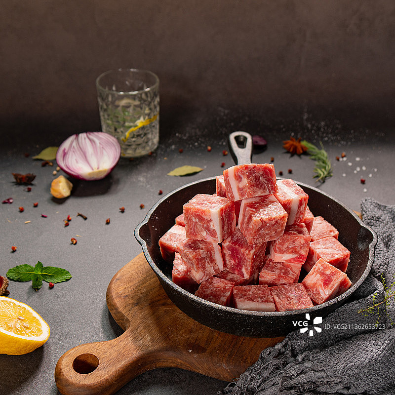 羊肉粒图片素材