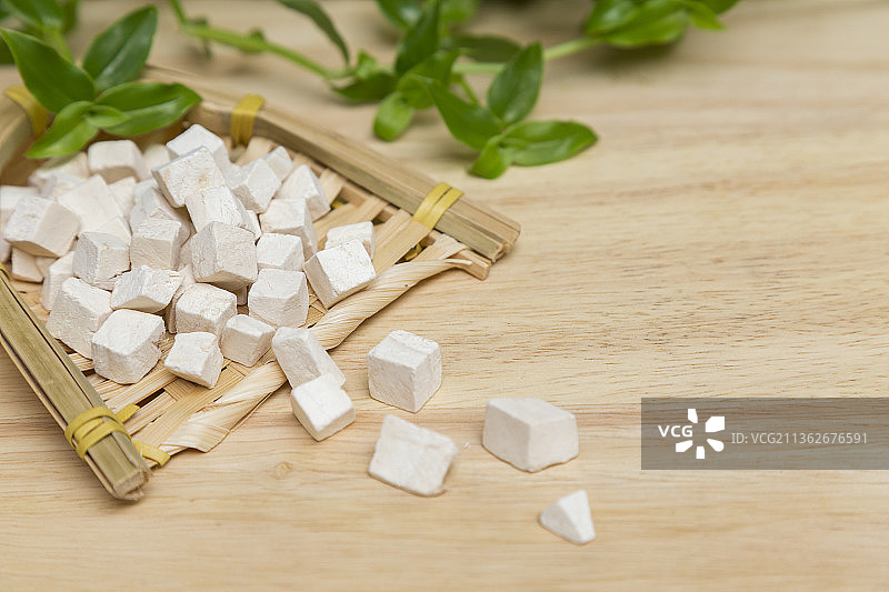 中国古风背景的中药茯苓特写图片素材