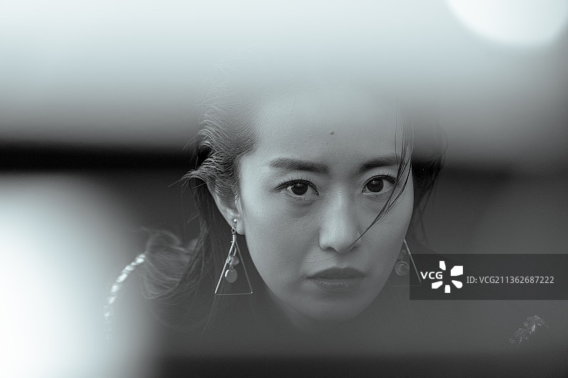 中国青年女性商人肖像图片素材