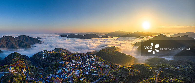 金华东阳天山村日出云海风光全景图图片素材