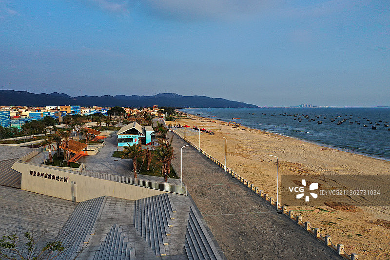 广东省汕尾市陆丰市金厢镇周恩来同志渡海处公园航拍图片素材