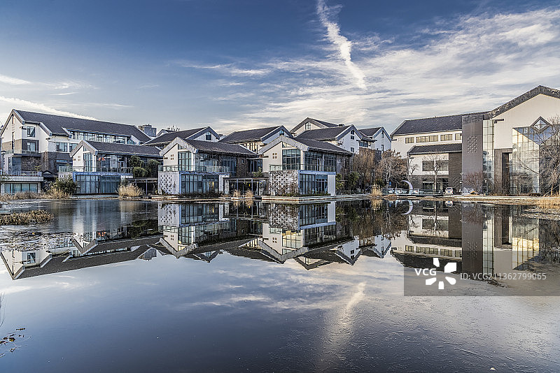 淄博周村古建筑倒影图片素材