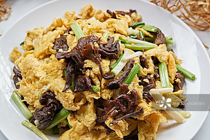 蒜薹山珍菌炒鸡蛋图片素材