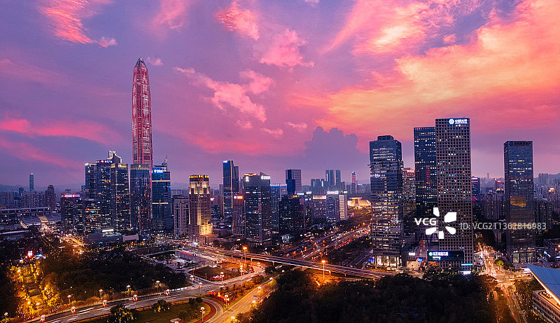 深圳  福田区 市民广场 图书馆 音乐厅 会展中心 深南大道图片素材