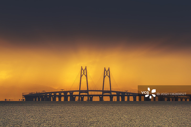 珠海港珠澳大桥中国结图片素材