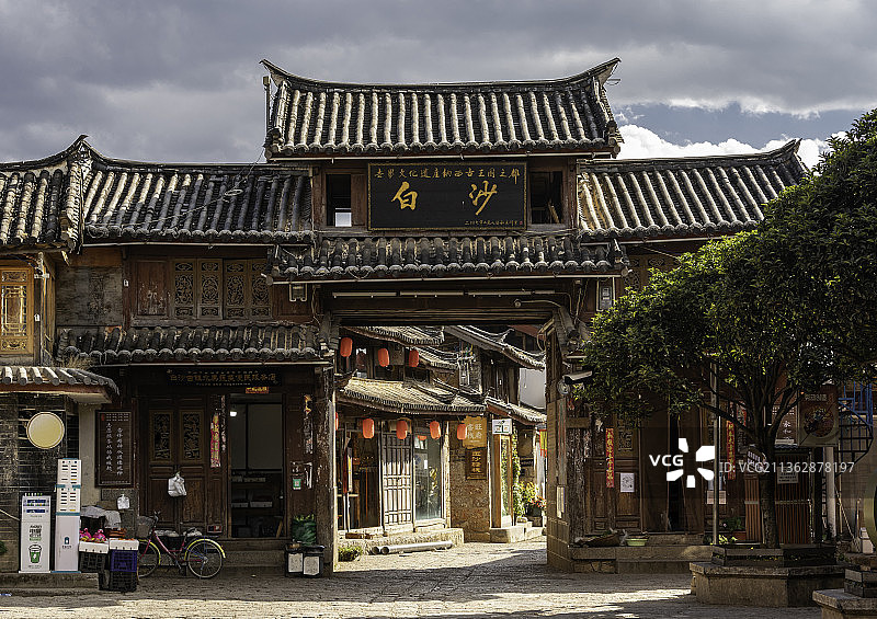 中国云南省丽江市白沙古镇图片素材