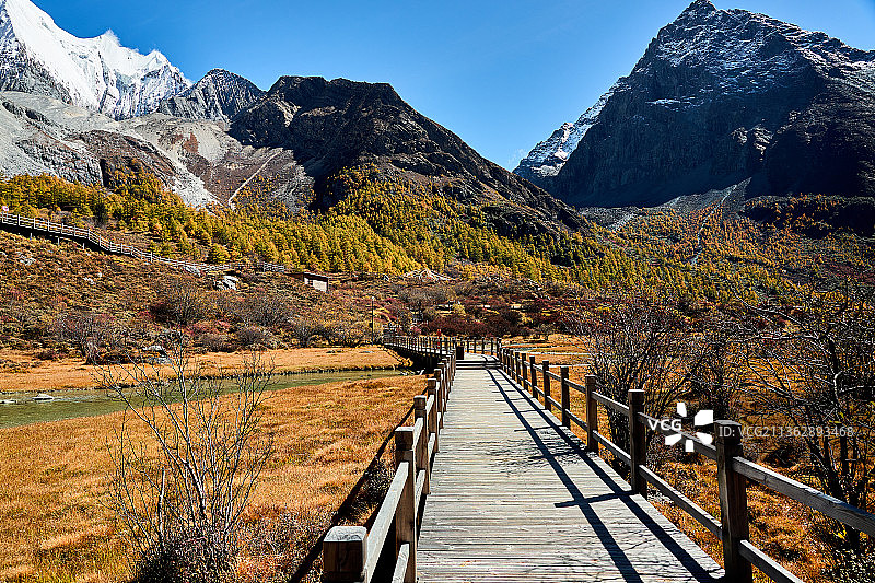 稻城亚丁风光图片素材