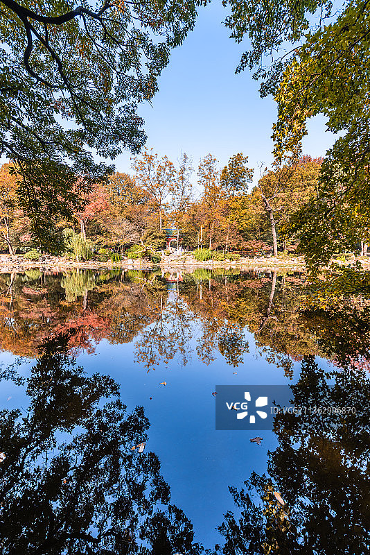 中国南京灵谷寺的红山门灵谷胜境图片素材
