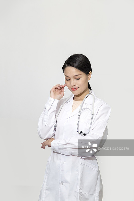女医生形象室内棚拍肖像特写图片素材