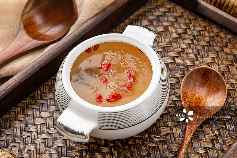 银耳红枣枸杞汤图片素材