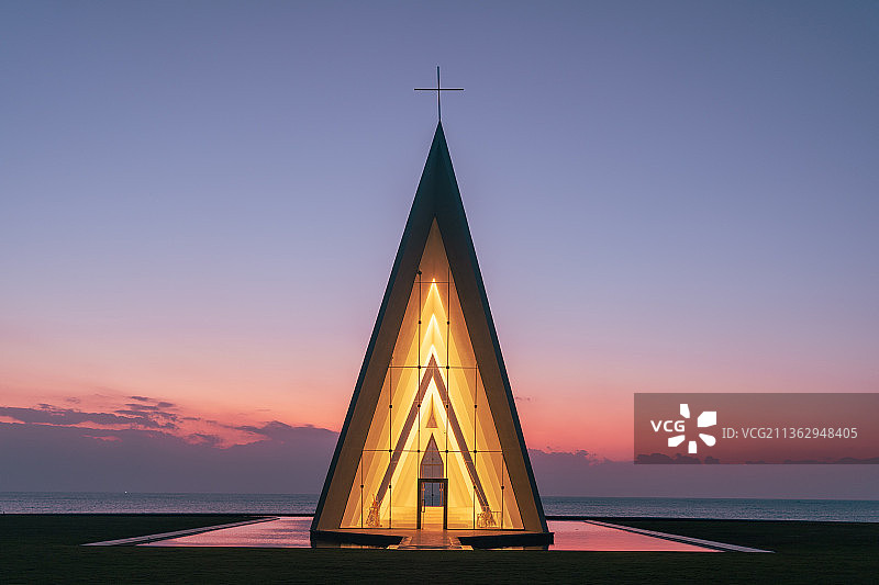 教堂日出图片素材