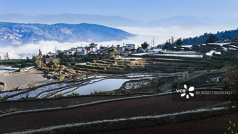 云南红河州元阳哈尼梯田风光图片素材