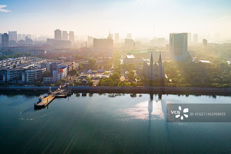 航拍天津塘沽区海河风光图片素材