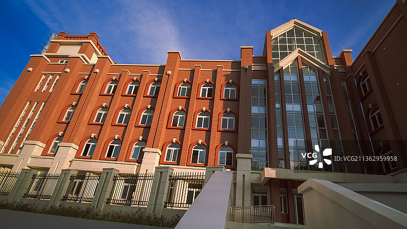 美丽的学校校园图片素材